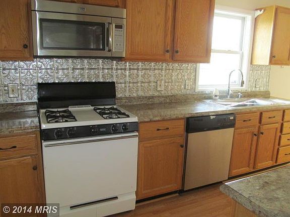 5th image of 236 Trinity Farm Ln