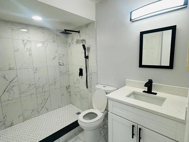 648 Pyramid Ave — Photo 22