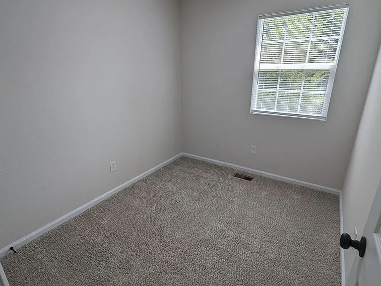 1879 Ferrell Dr — Photo 11
