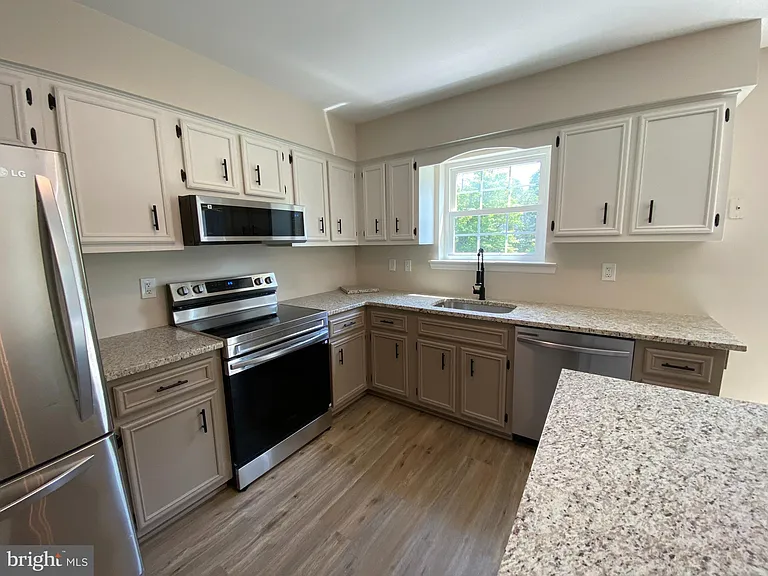 53 Game Farm Rd — Photo 9