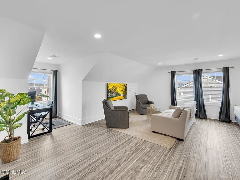 18 Culebra Ave — Photo 30