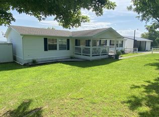 8175 Greenbriar Ln, Everton, AR 72633