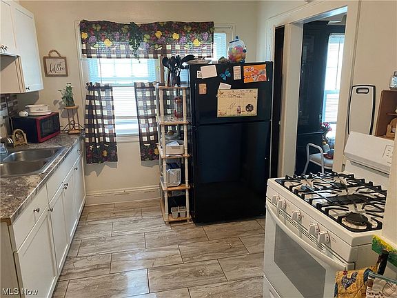 3rd image of 4643-4645 E 88th St