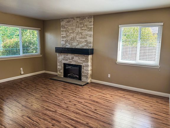2nd image of 3256 8th Ave