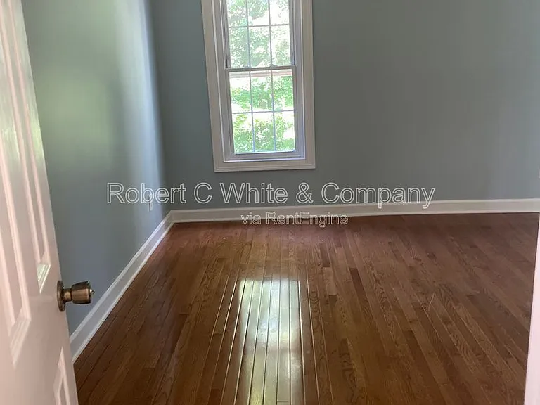 402 Cambridge Cmns — Photo 20