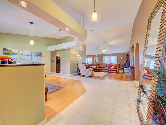 5th image of 2982 Nina Ct