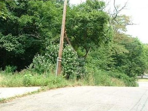 5th image of 145 Travella Blvd