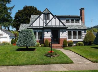 5935 SE Ivon St, Portland, OR 97206