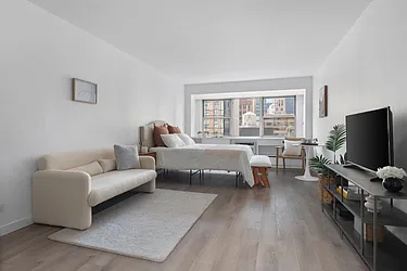 153 East 57th Street, #10F