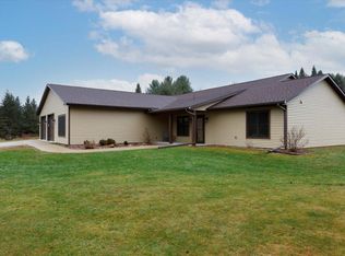 N6785 865th St, Elk Mound, WI 54739