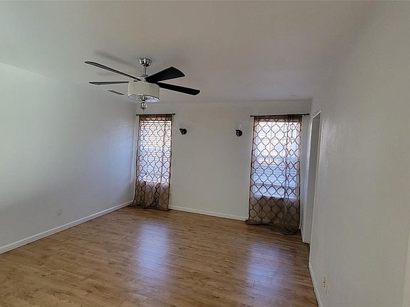 2nd image of 508 Birch Ln #4