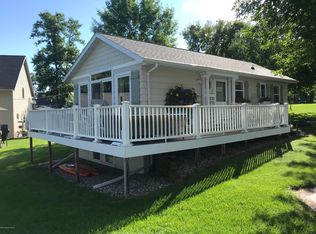 41383 Greenwood Trl, Battle Lake, MN 56515