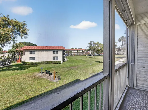 8921 S Hollybrook Boulevard #209, Pembroke Pines, FL 33025