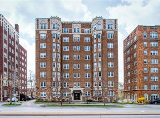311 E Emanuel Cleaver Ii Blvd UNIT 601, Kansas City, MO 64112