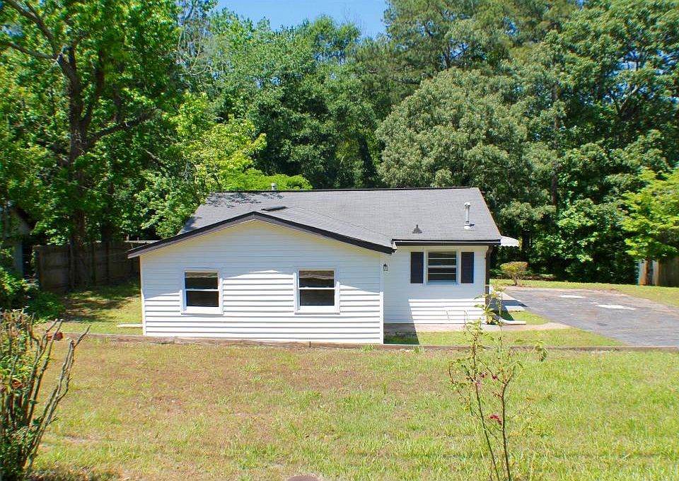 1st image of 1834 Waldrep Cir SE