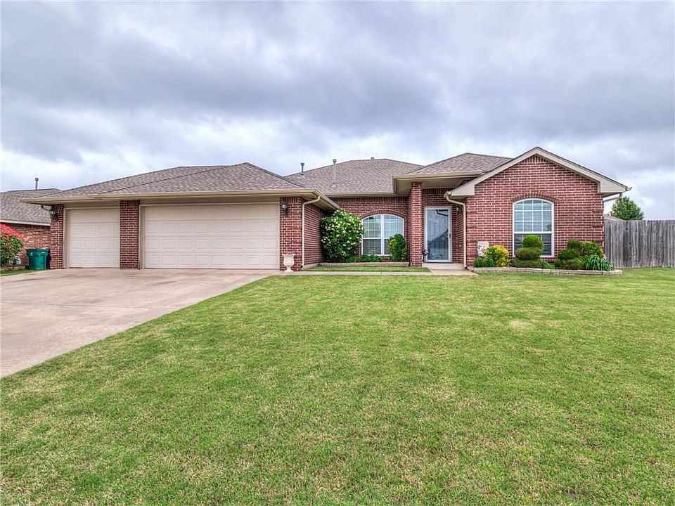 1st image of 15932 Korie Dr