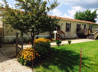 108 Franklin St, Penfield, IL 61862