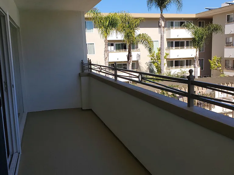 Laguna del Rey Apartments — Photo 51