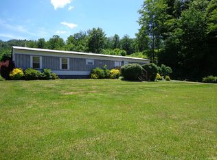 212 Perkins Rd, Roan Mountain, TN 37687
