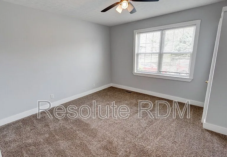 743 Cottage Ave — Photo 22