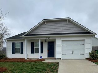 5424 Peach Place Ln, Charlotte, NC 28216