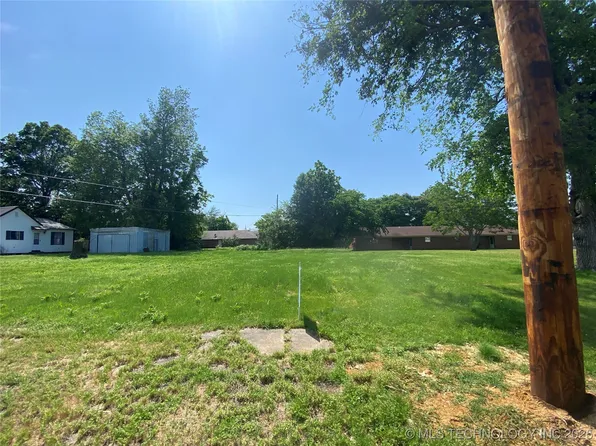 0 S Main St, Krebs, OK 74554