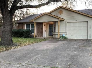 117 Quebec Cir, Glenn Heights, TX 75154