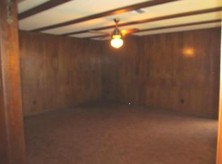 2002 Locklaine Dr, Pasadena, TX 77502