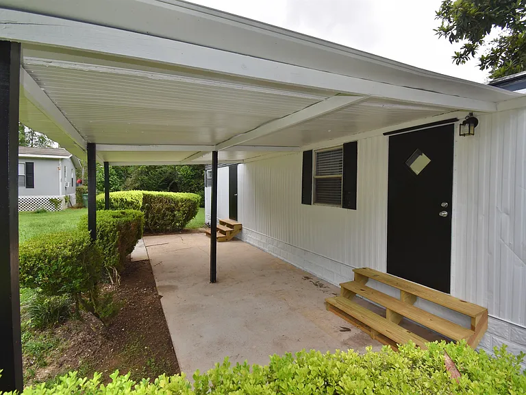 2716 Deep Forest Cir — Photo 2