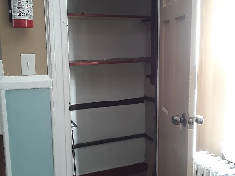 Kitchen closet