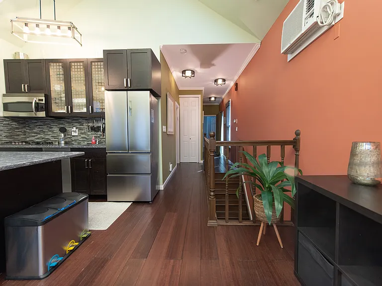 4731 Beach 47 St #2 — Photo 21
