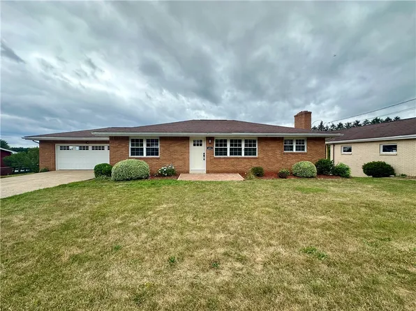 481 Hillcrest Dr, Latrobe, PA 15650