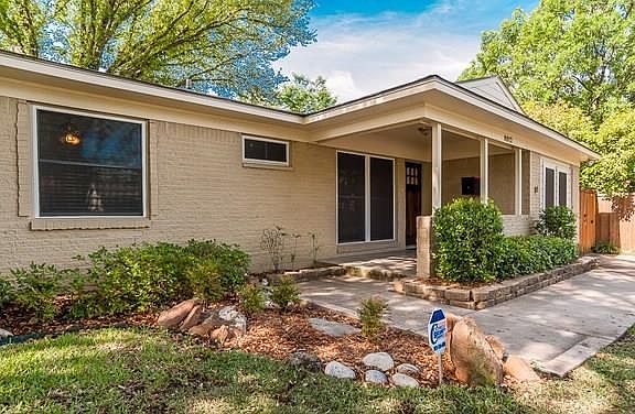 2nd image of 8812 Lavalle Ln