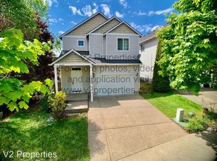 1933 SE Williams Dr, Gresham, OR 97080