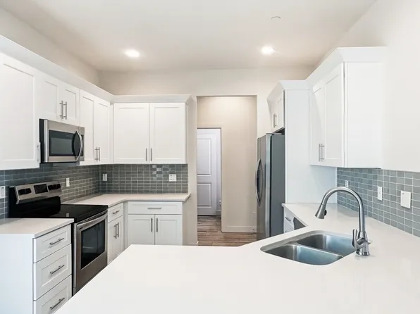 4210 N 28th St #7, Phoenix, AZ 85016