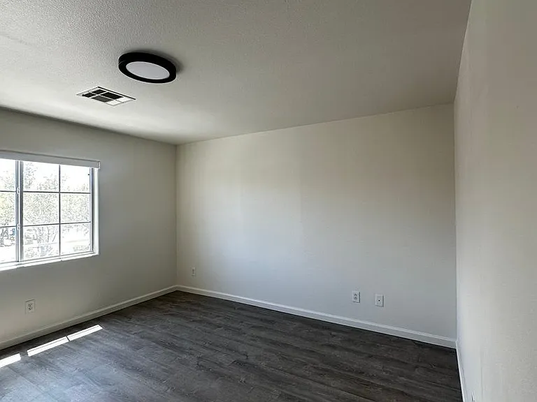 6186 Pacific Dogwood Ave — Photo 24
