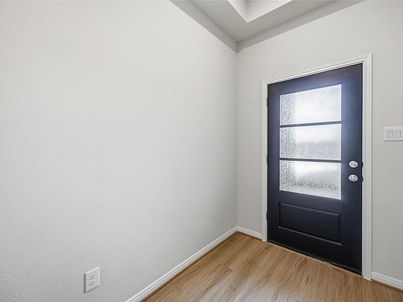 4th image of 2830 River Juniper Ln