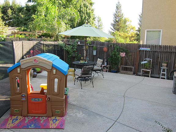 5th image of 2315 Letterman St