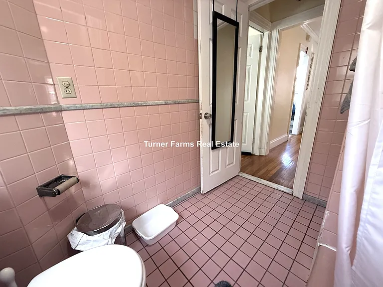 113 Lanark Rd #1 — Photo 22