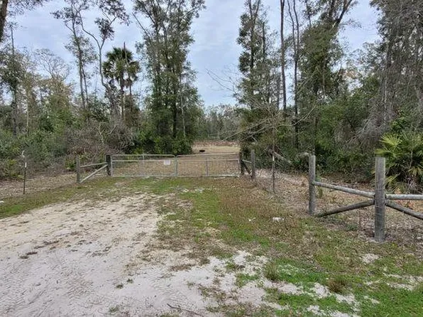 825 NE 362nd Ave, Old Town, FL 32680