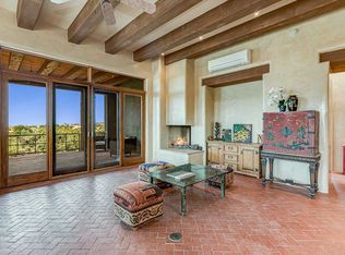 21 Peacock Aly, Santa Fe, NM 87507