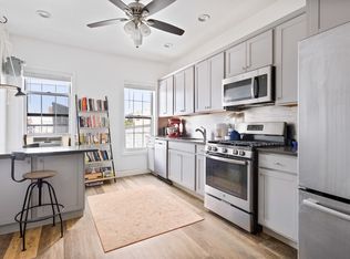 117 Roebling St #4R, Brooklyn, NY 11211