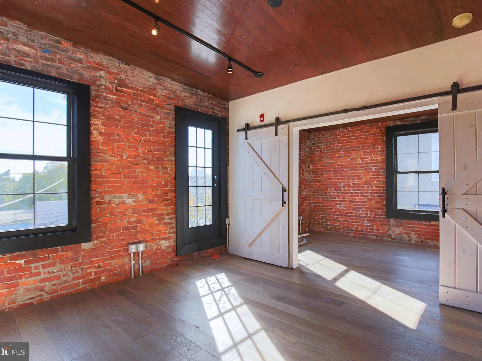 1 bed, 1.0 bath, 400 sqft, $1,525 — Photo 3
