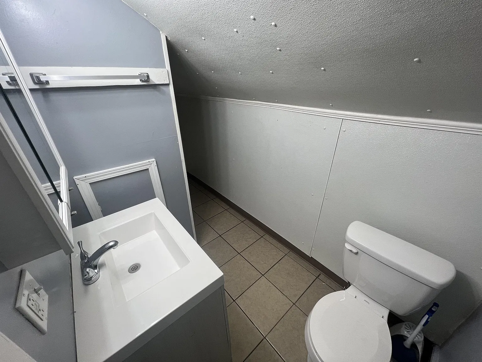 1421 Merrill Street - 3 — Photo 4