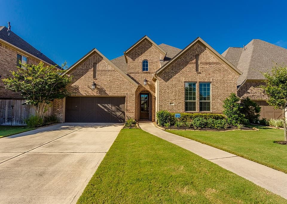 1st image of 5023 Anthony Springs Ln