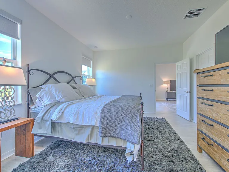 13329 Sage Hollow Ave — Photo 32