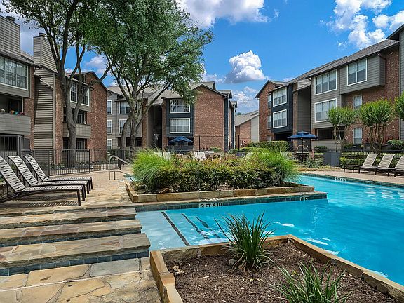 5th image of 6047 S Hulen St #2-5944B