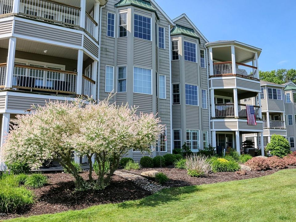 1st image of 313 Singapore Ct