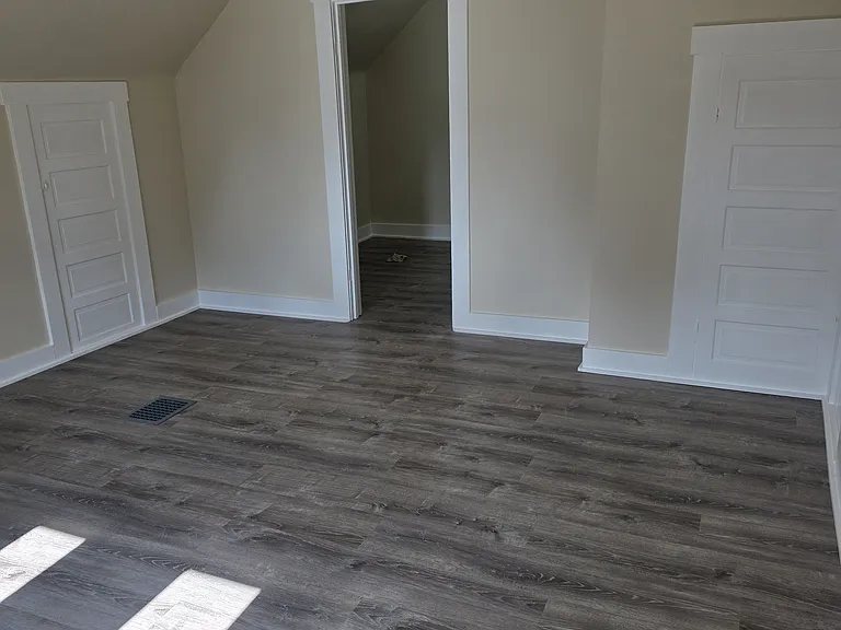 1148 Smith Ave SW — Photo 11