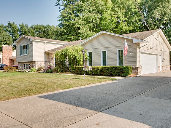 2nd image of 11070 Pacton Dr